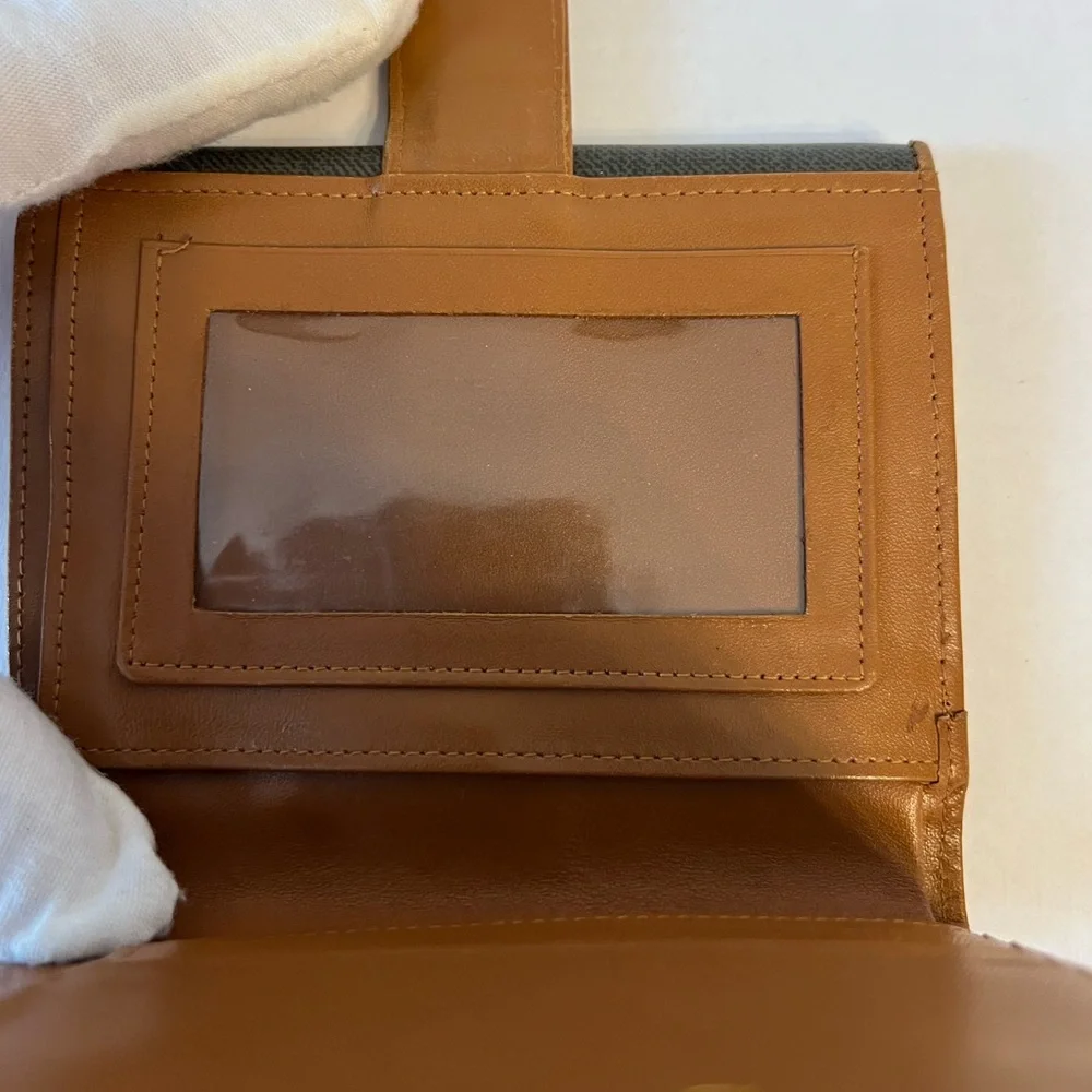 Christian Dior,‎ compact wallet